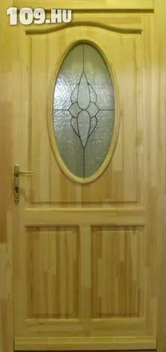 Bejárati ajtó fa